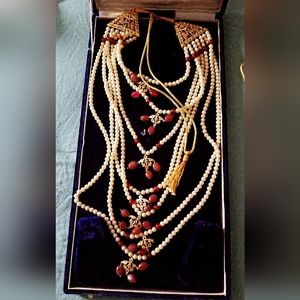 Jewelry sets